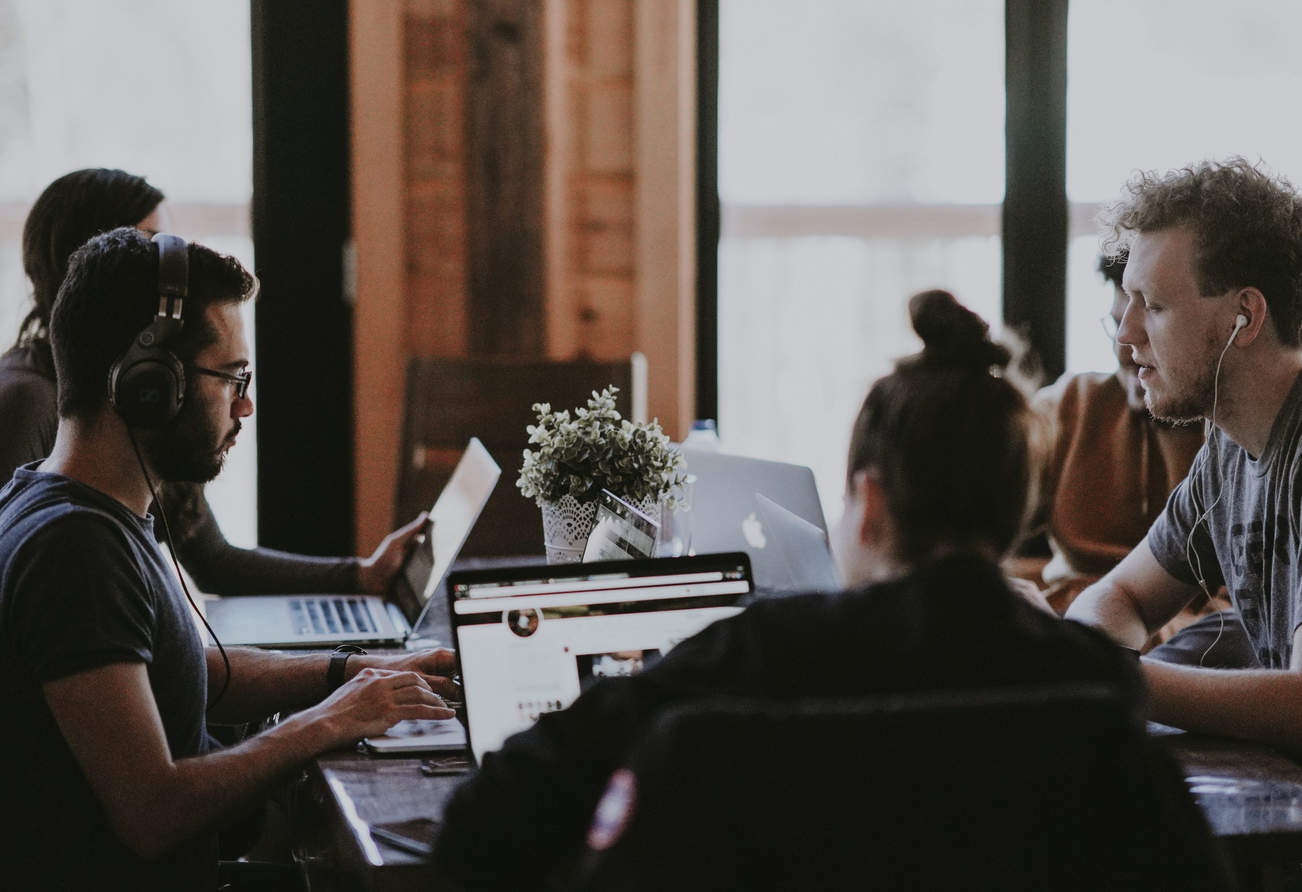 4 Strategies for Developing a Diverse Team of Multicultural Marketing Advisors